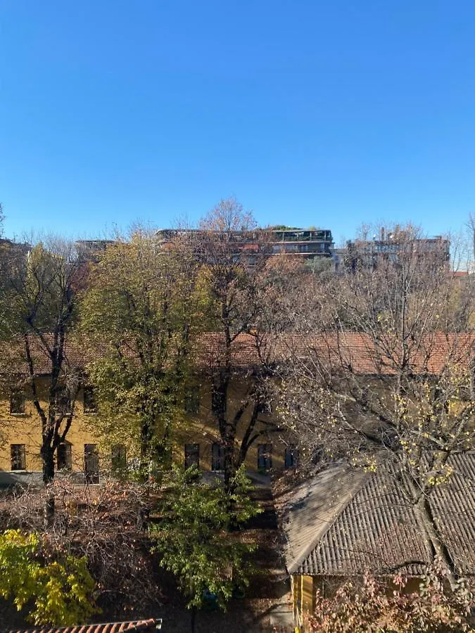 Bilocale Di Design Con Vista In Crocetta Quadronno Apartment Milan Italy