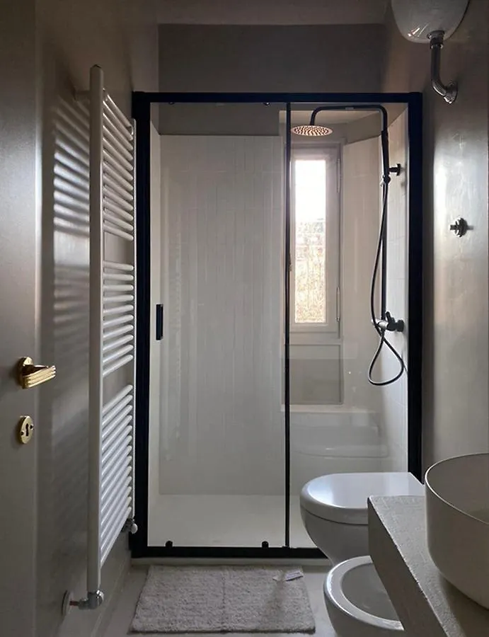 Bilocale Di Design Con Vista In Crocetta Quadronno Apartment Milan